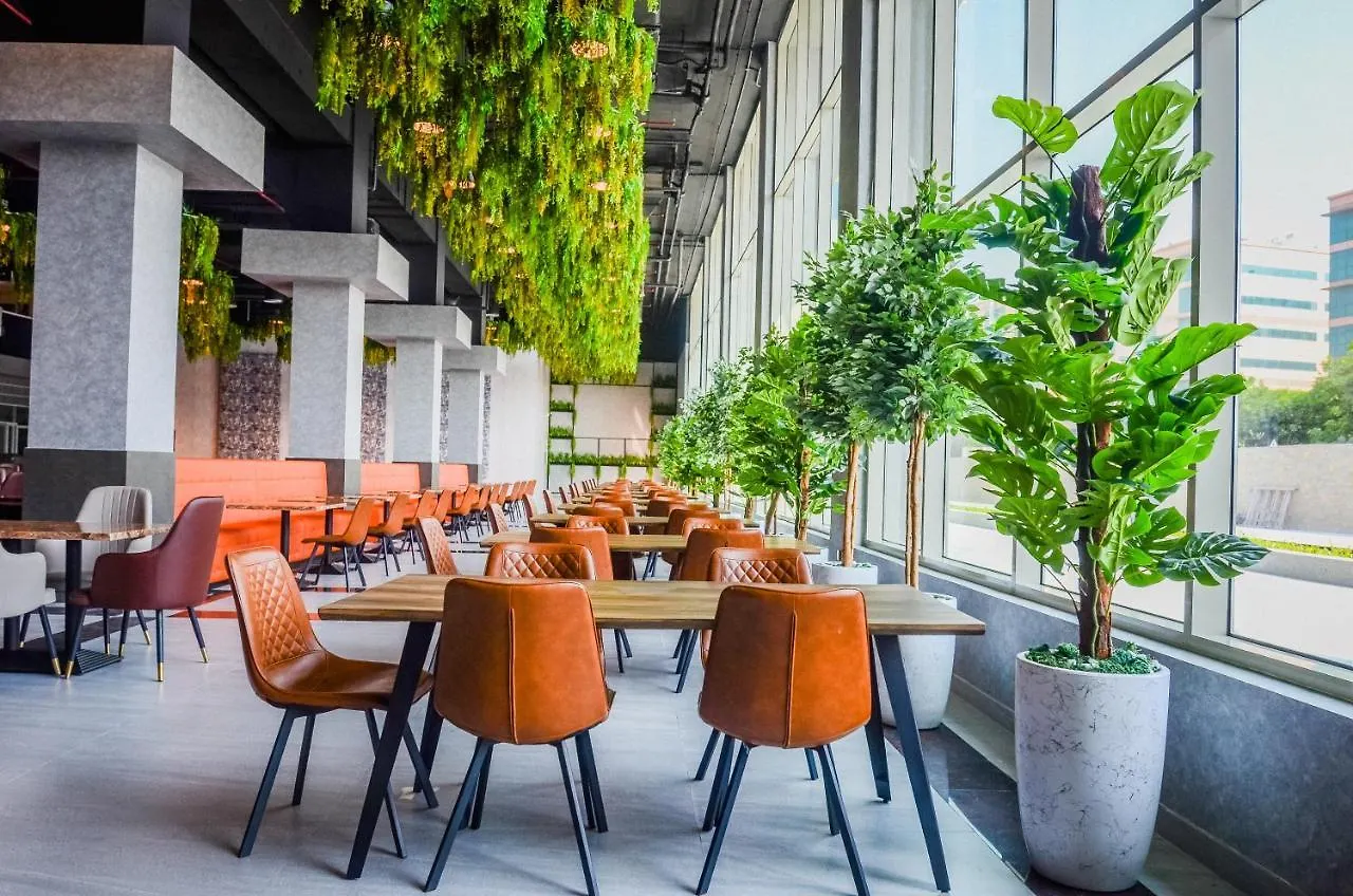 Vogo Grand Hotel Formerly Best Western Plus Hotel Dubai Academic City 3*,